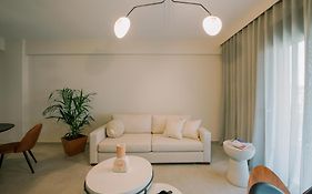 Hama Luxury Seaside Apartments